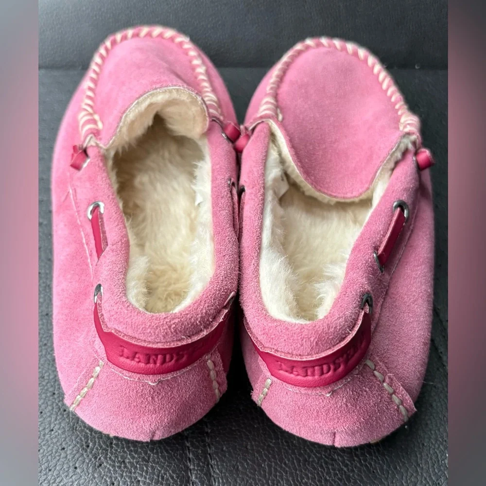 Lands' End Girl's bright pink Suede Mocassin Slippers-Size 3